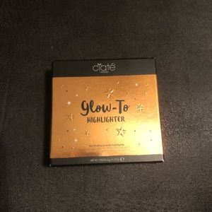 Ciate London Glow To highlighter in Celestial